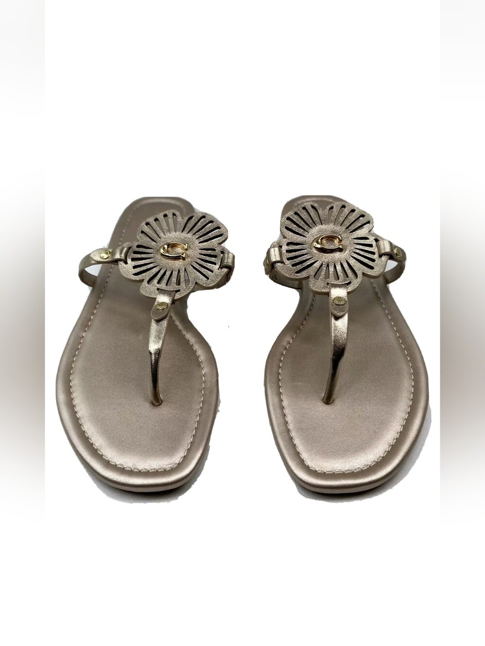 COACH Julia Thong Sandals  Champagne Gold Leather Floral 9.5